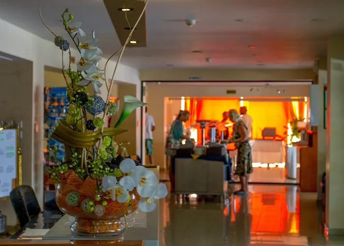 Mariandy Готель Ларнака