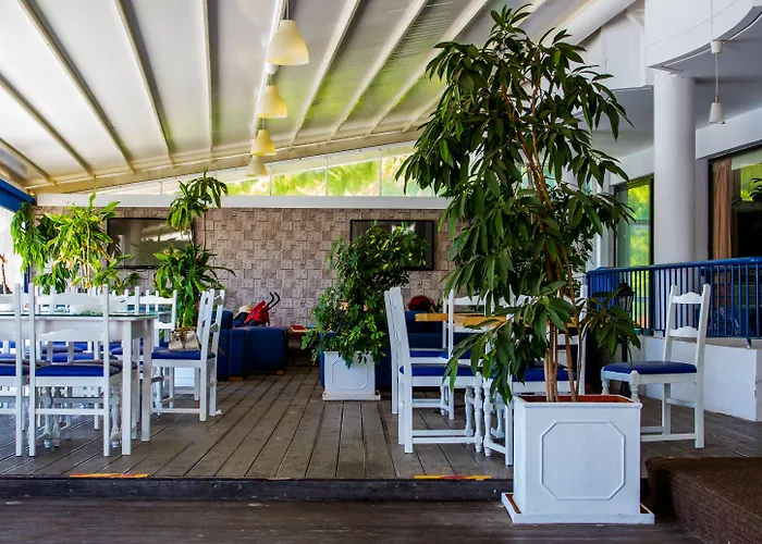 מלון Mariandy לרנקה