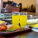 Mariandy Larnaca